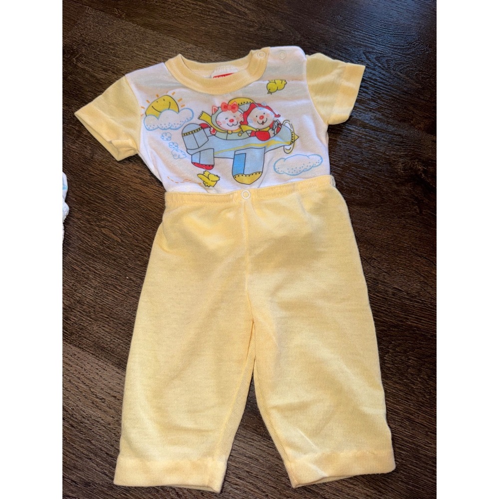 Vintage Playskool Baby Pajama Set Yellow Airplane Graphic 2 Piece 6-9 Months